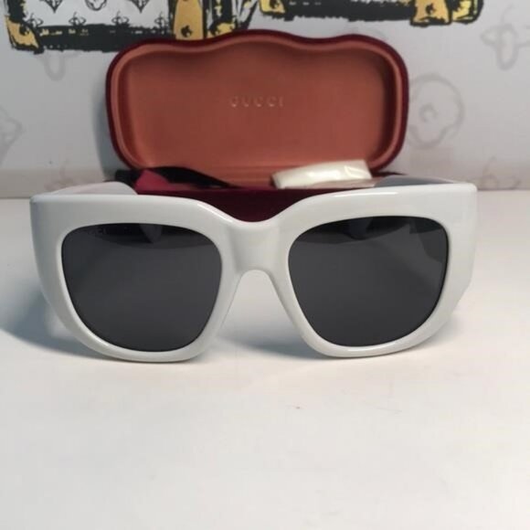 New Authentic  Gucci GG1545S 003 – Light Grey Oversized Square Sunglasses ✨ - Picture 8 of 14